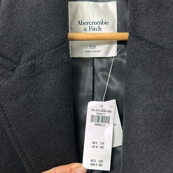 Abercrombie Wool-Blend Tailored Topcoat NWT - Picture 3 of 4